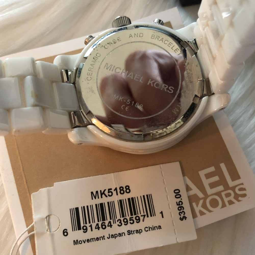Authentic Michael Kors White Ceramic Watch - Picture 8 of 9
